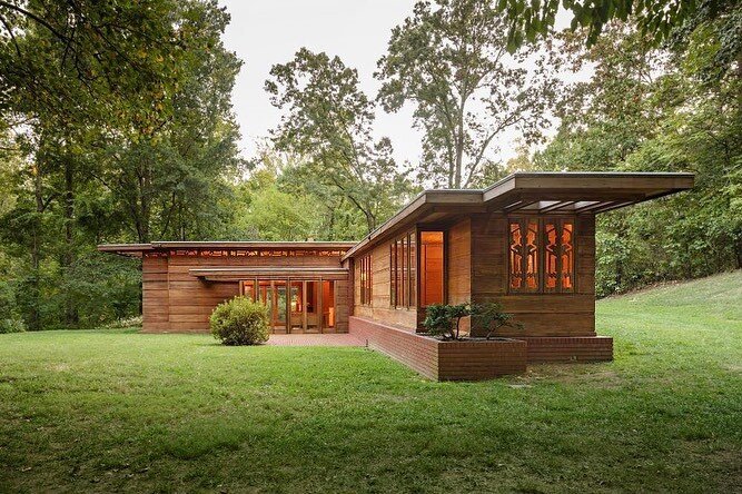 Frank Lloyd Wright