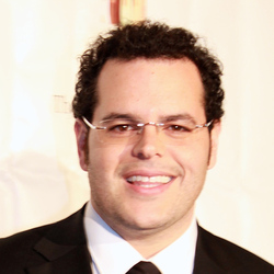 Josh Gad